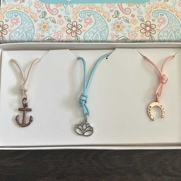 Gemma Simone - Charmed Necklace/Bracelets Set - New! - Picture 3 of 4